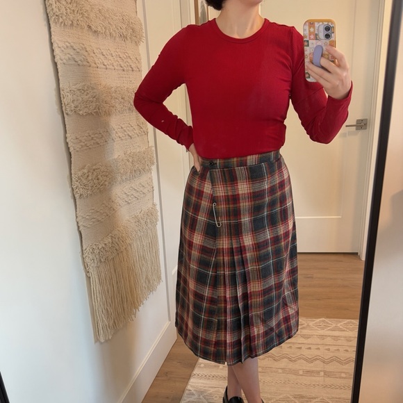 Vintage Red Colourful Tartan Wrap Skirt Size Small - Picture 1 of 12